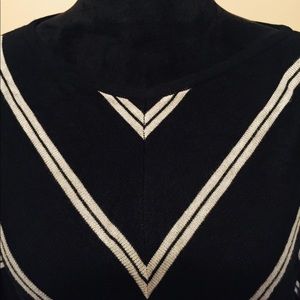 Beautiful Black & White Dolman Batwing Sleeve Sweater Sz Med EUC